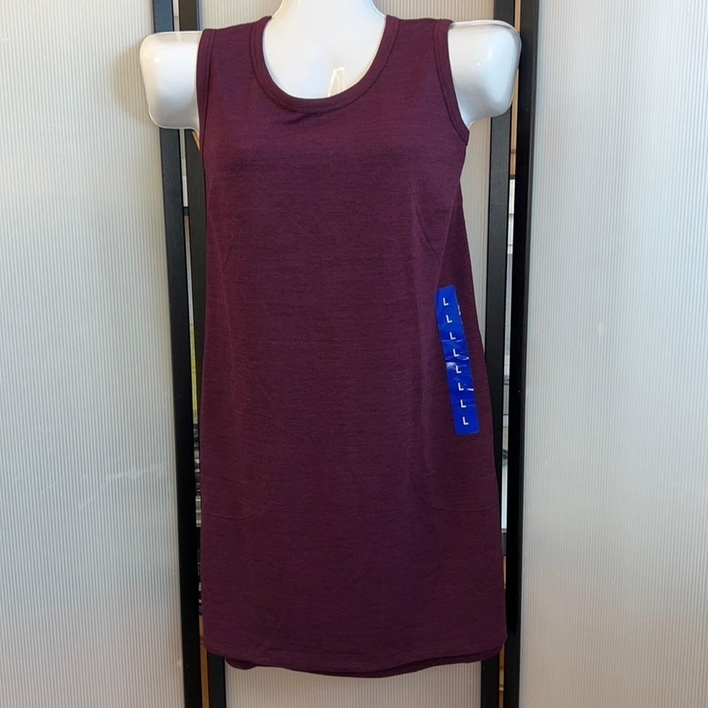 32 Degrees Ladies Dress.  Burgundy.  Size L.